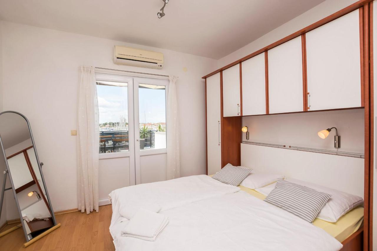 Apartments And Rooms Mare 沃迪切 外观 照片