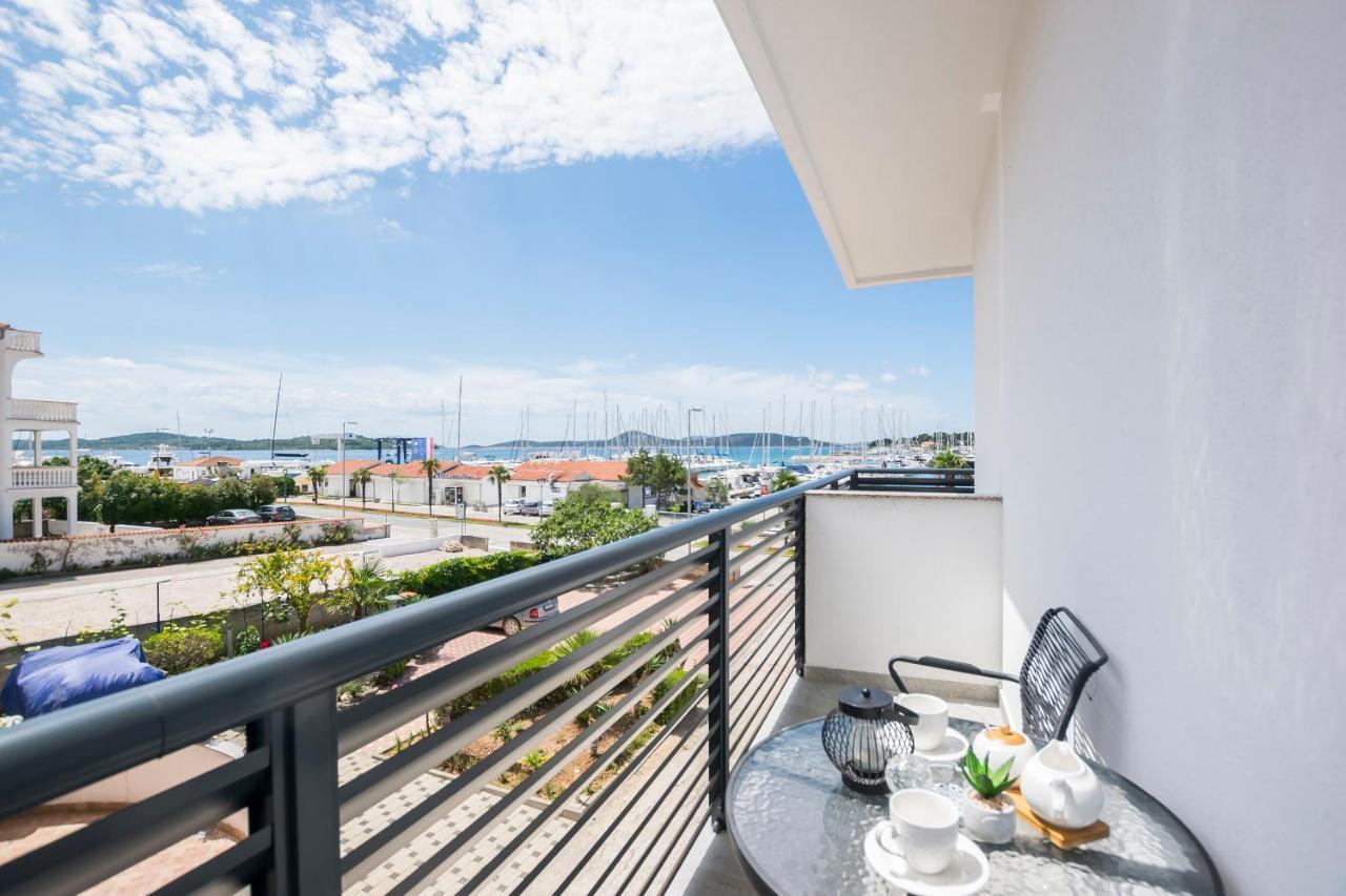 Apartments And Rooms Mare 沃迪切 外观 照片